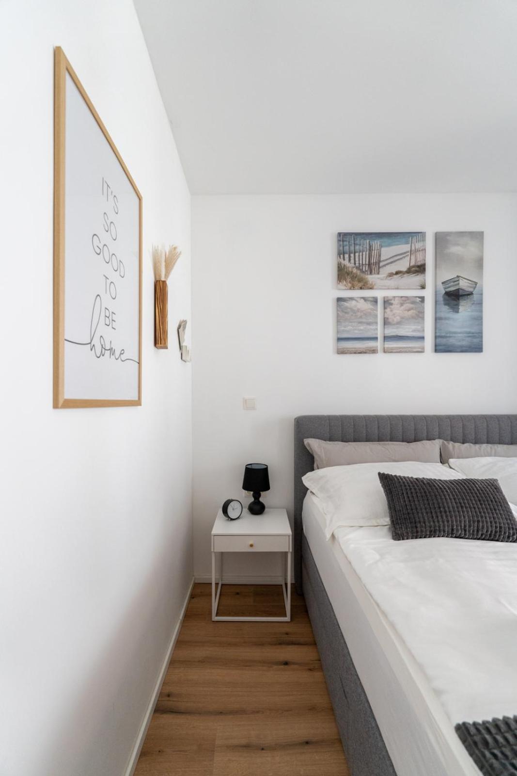 Wachau Oasis - Elegance With A Private Terrace Apartment Mautern Exterior foto